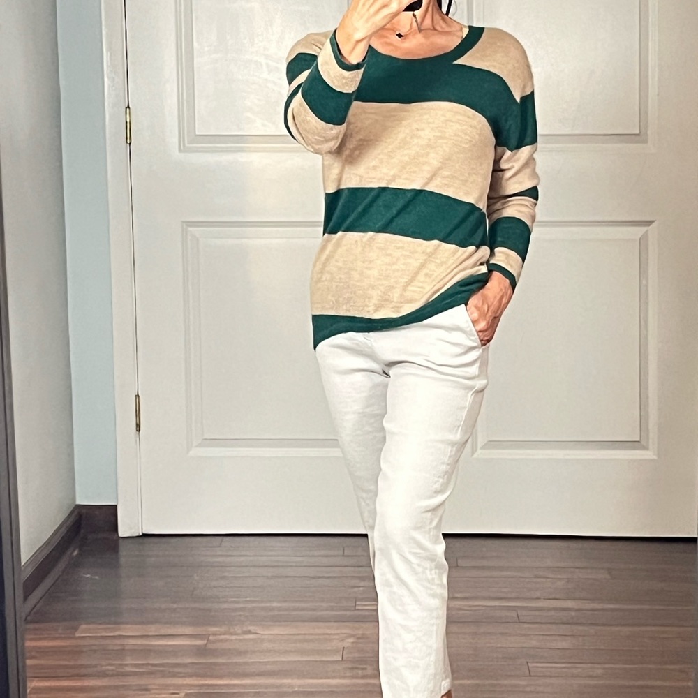 C.Z. Falconer 100% cashmere sweater size M/L